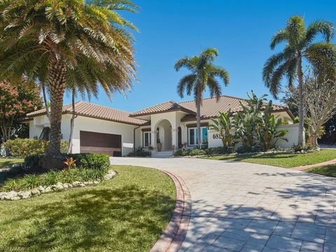 681 S Barfield DR MARCO ISLAND FL 34145