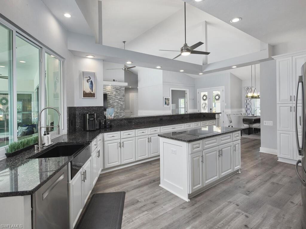 MARCO ISLAND - Residential