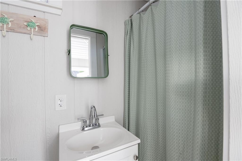 CYPRESS TRAIL RV RESORT - Land