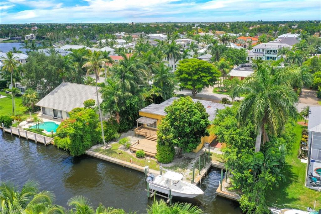 AQUALANE SHORES - Residential