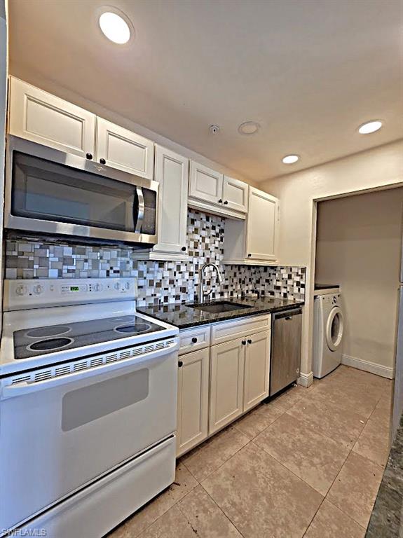 FORT MYERS - Residential Lease