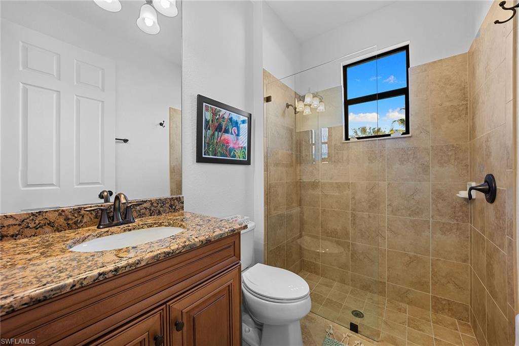 TWIN EAGLES - Residential