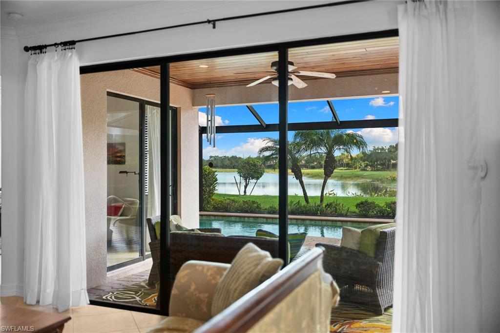 TWIN EAGLES - Residential