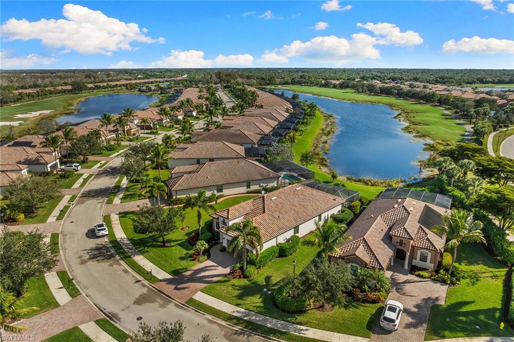 TWIN EAGLES - Residential