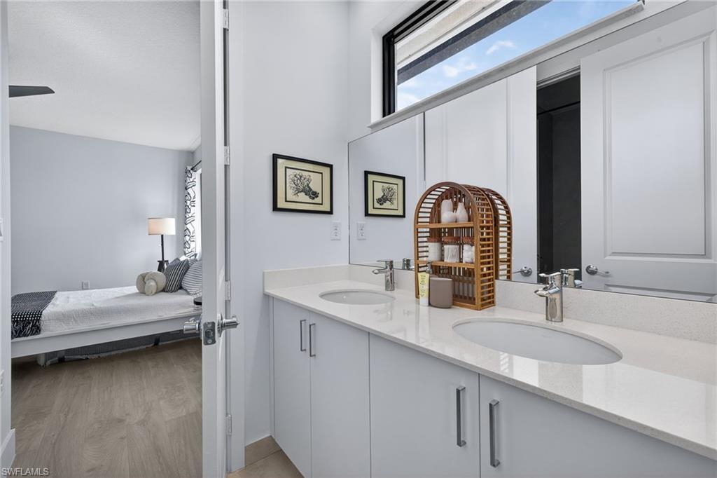 MAPLE RIDGE - Residential