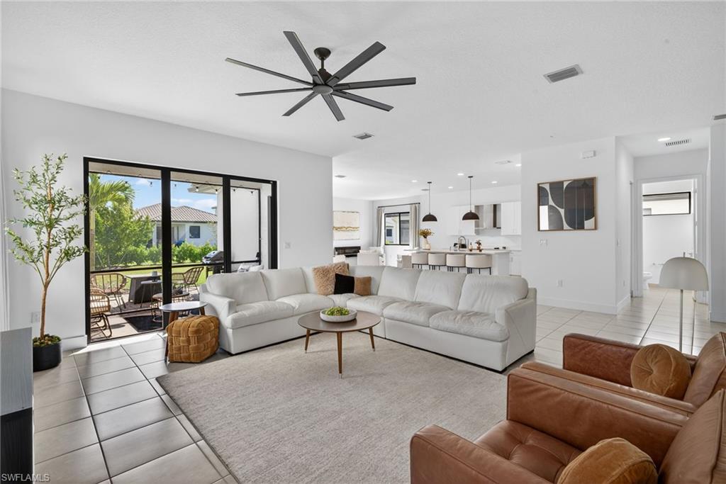 MAPLE RIDGE - Residential