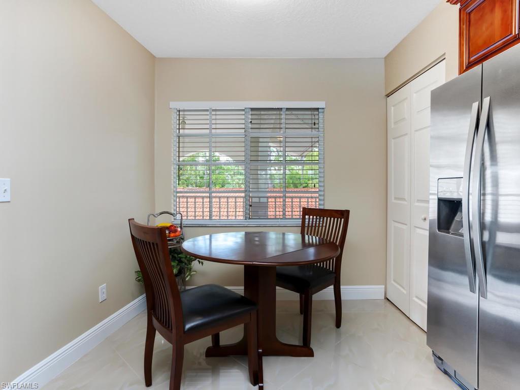 SAPPHIRE LAKES - Residential