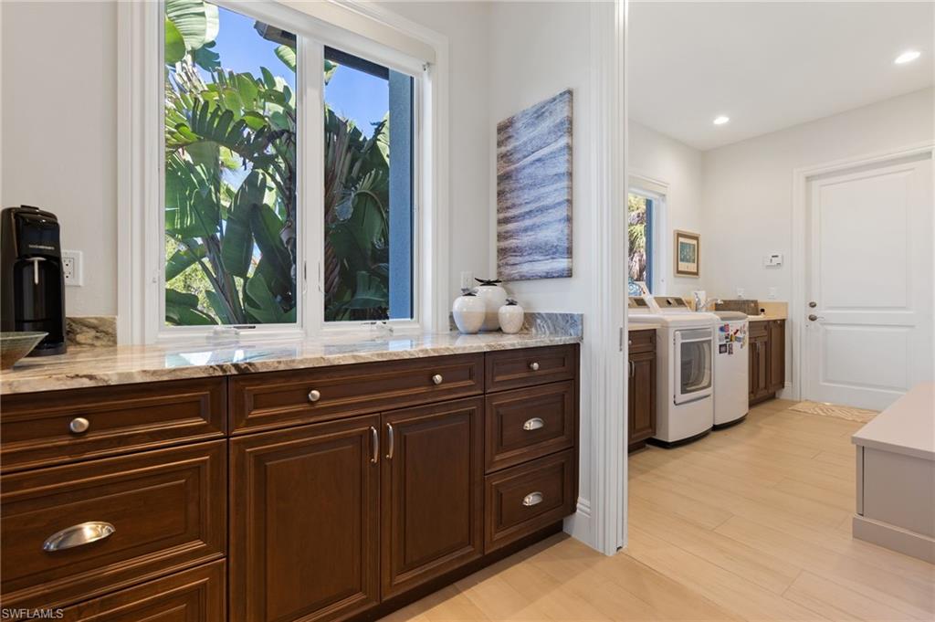 WESTLAKE COURT - Residential