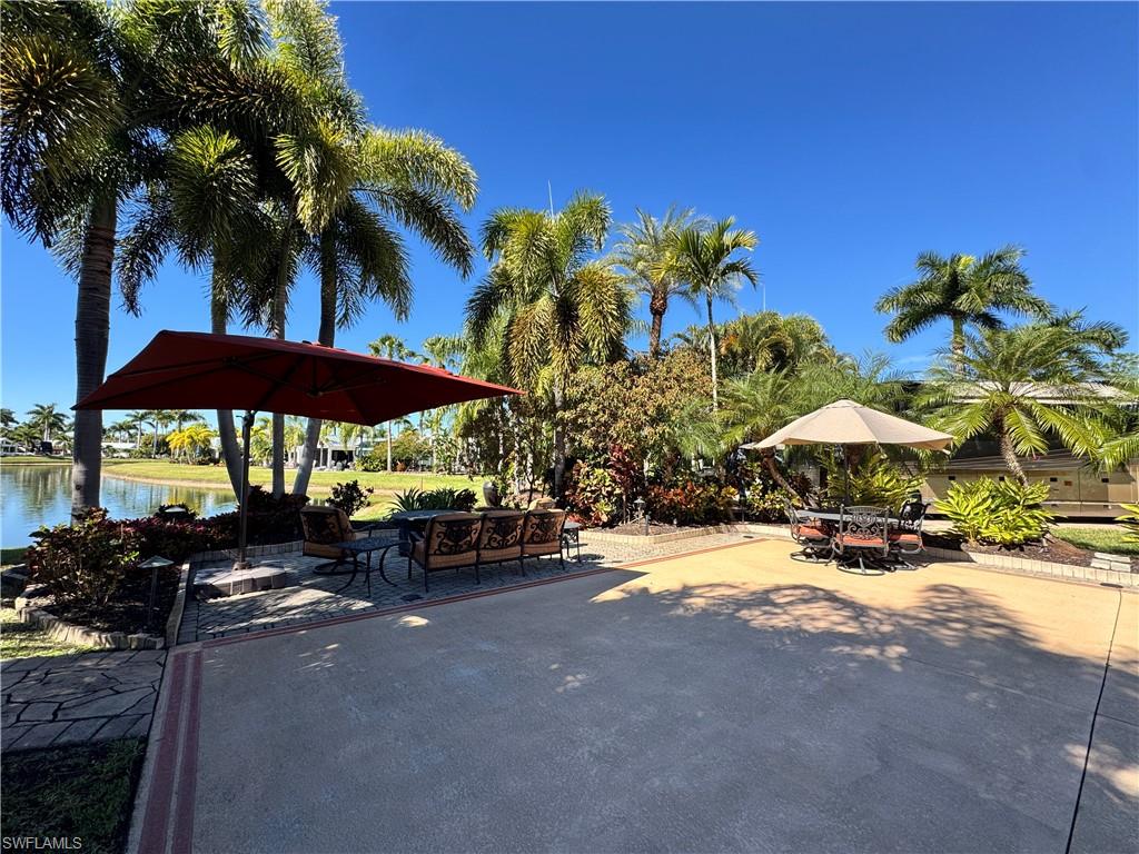 RIVERBEND MOTORCOACH RESORT - Land