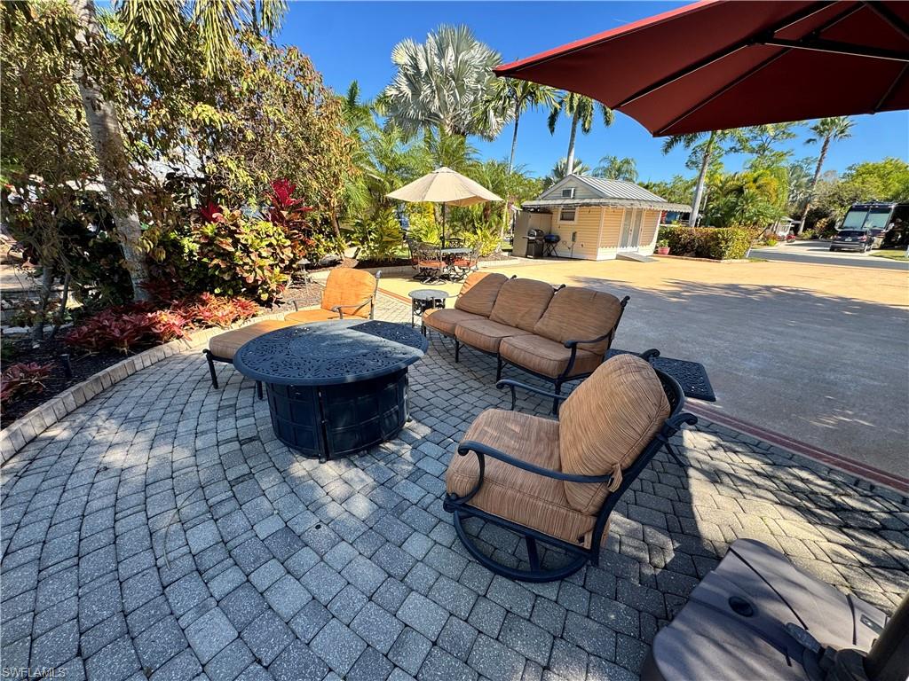 RIVERBEND MOTORCOACH RESORT - Land