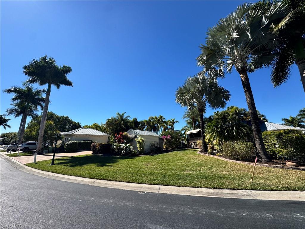 RIVERBEND MOTORCOACH RESORT - Land