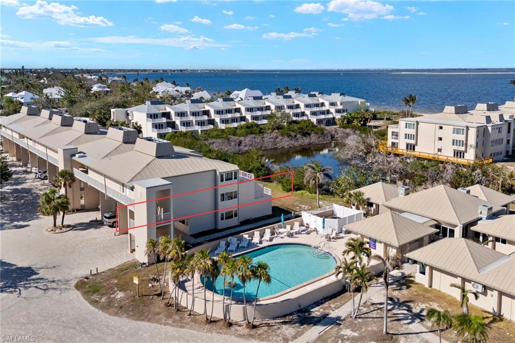 LIGHTHOUSE POINT CONDO - Residential