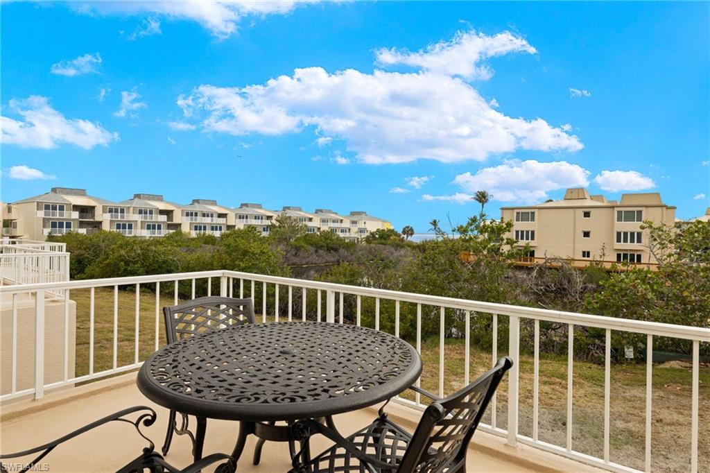 LIGHTHOUSE POINT CONDO - Residential