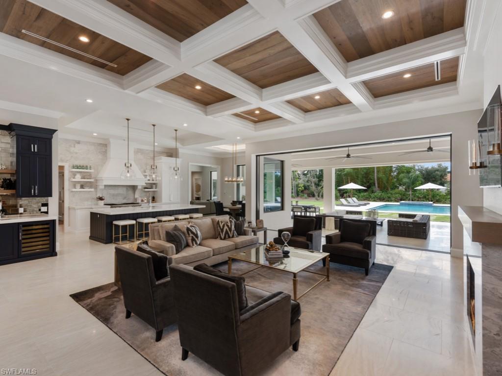 PINE RIDGE - Residential