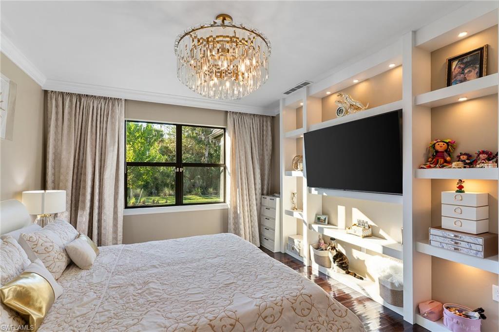 VENTANA POINTE - Residential