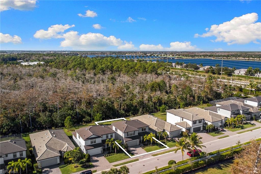 VENTANA POINTE - Residential