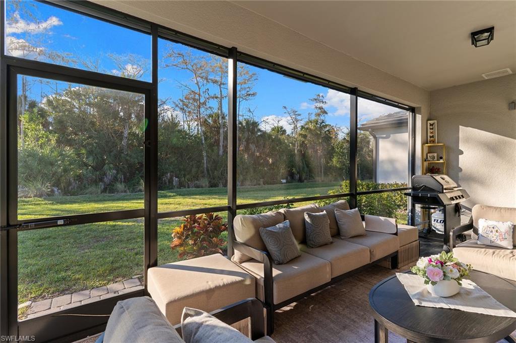 VENTANA POINTE - Residential