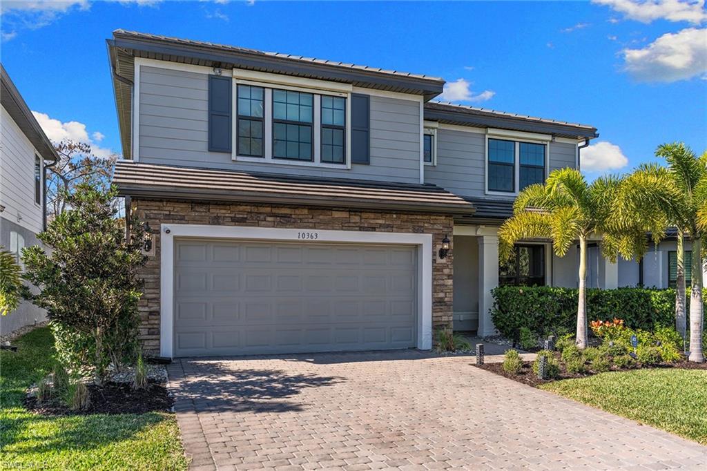 VENTANA POINTE - Residential