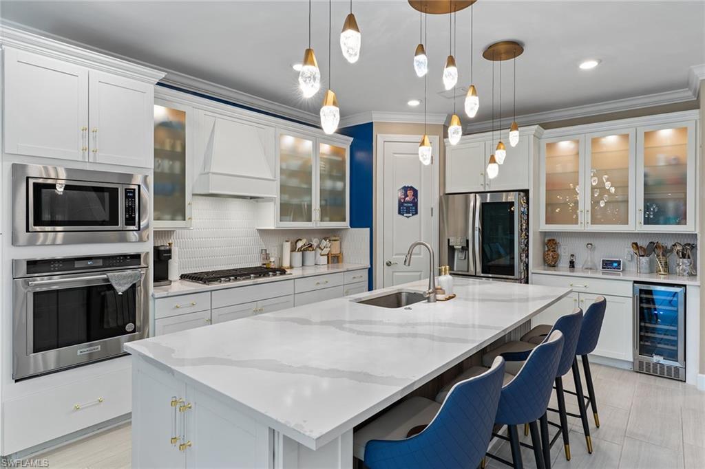 VENTANA POINTE - Residential