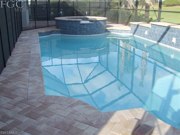 AZZURRA - Residential