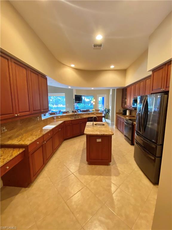 EMERSON SQUARE - Residential