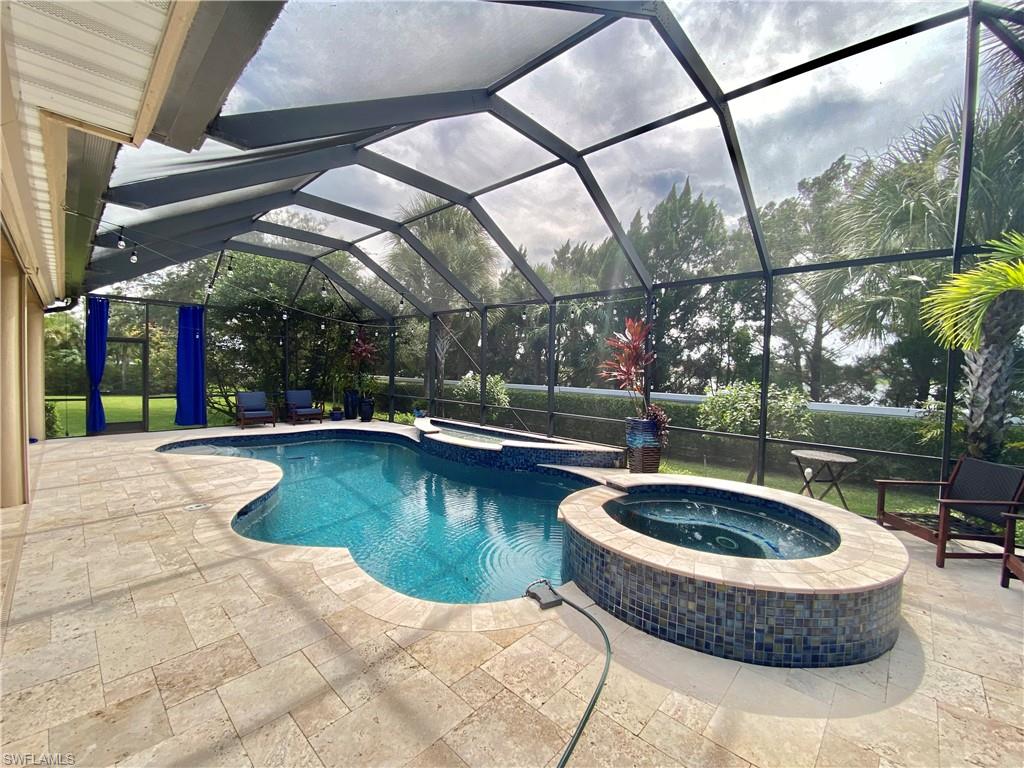 EMERSON SQUARE - Residential