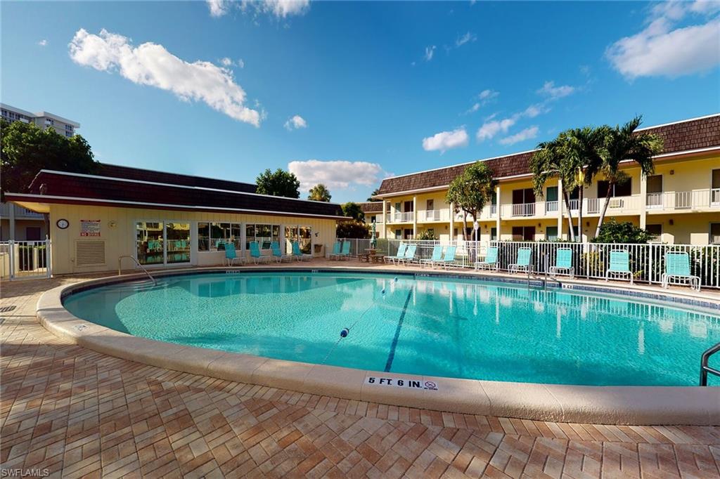 SOUTHWINDS APTS OF MARCO ISLAND - Residential