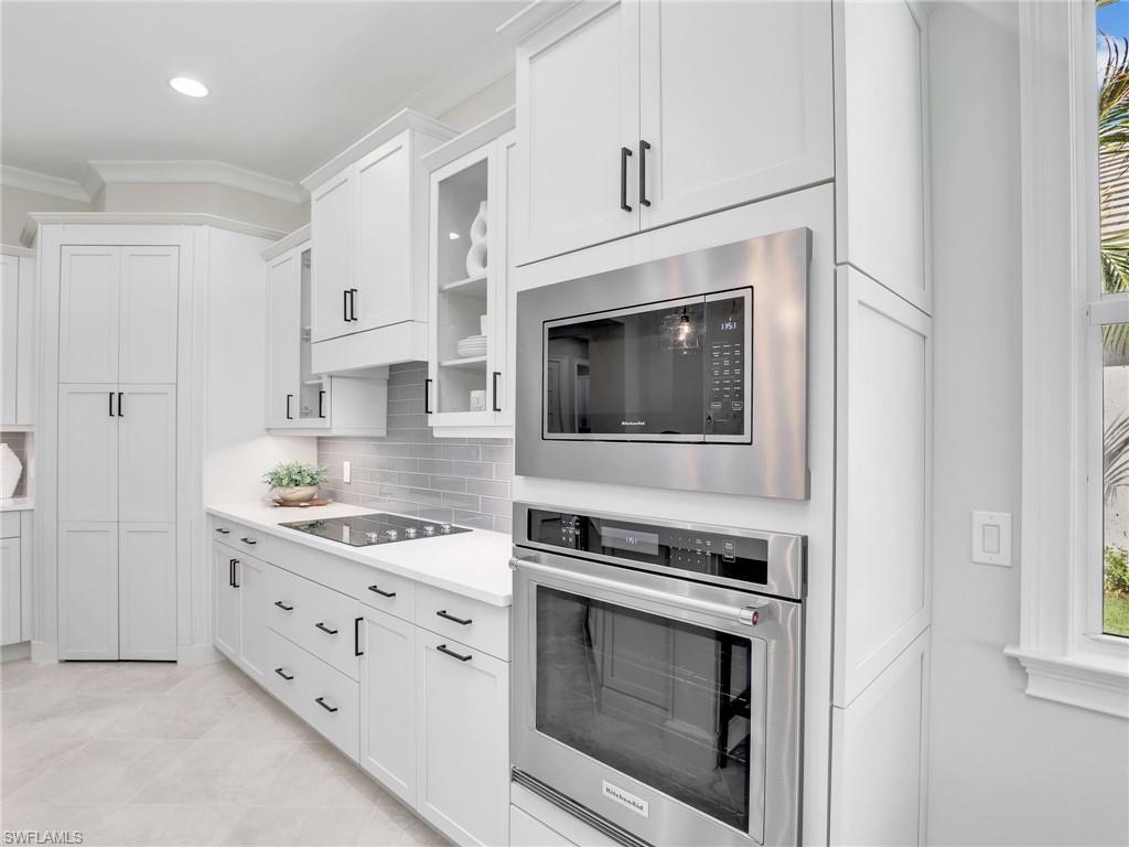 ISLES OF COLLIER PRESERVE - Residential