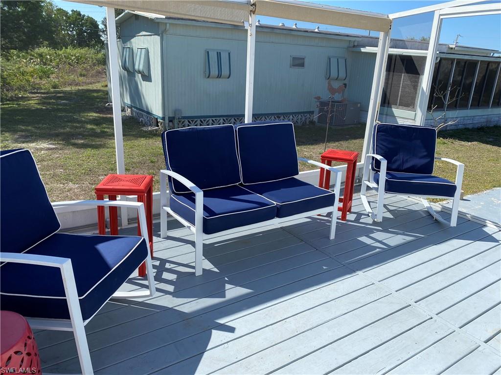 CARRIAGE VILLAGE - Residential