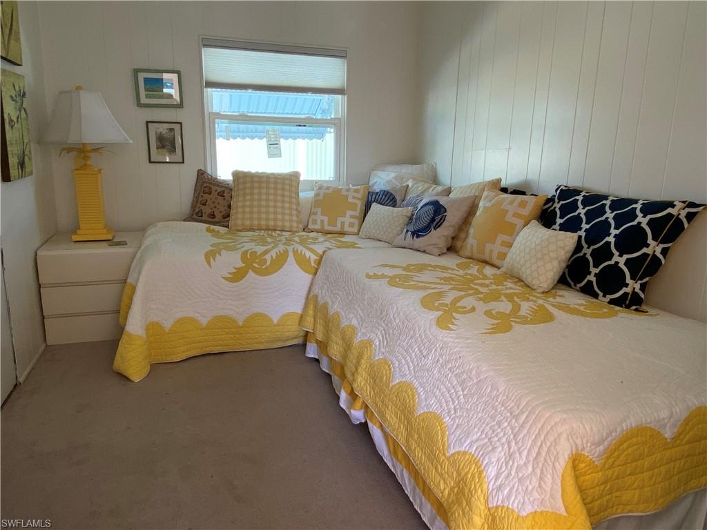 CARRIAGE VILLAGE - Residential