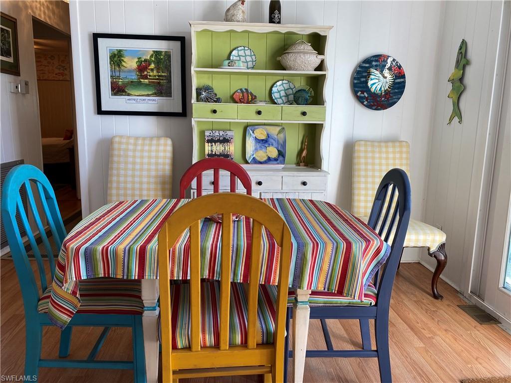 CARRIAGE VILLAGE - Residential