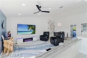 CAPSTAN CONDO - Residential