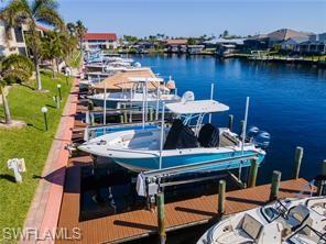 CAPSTAN CONDO - Residential