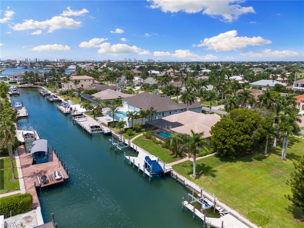 ESTATES - Residential