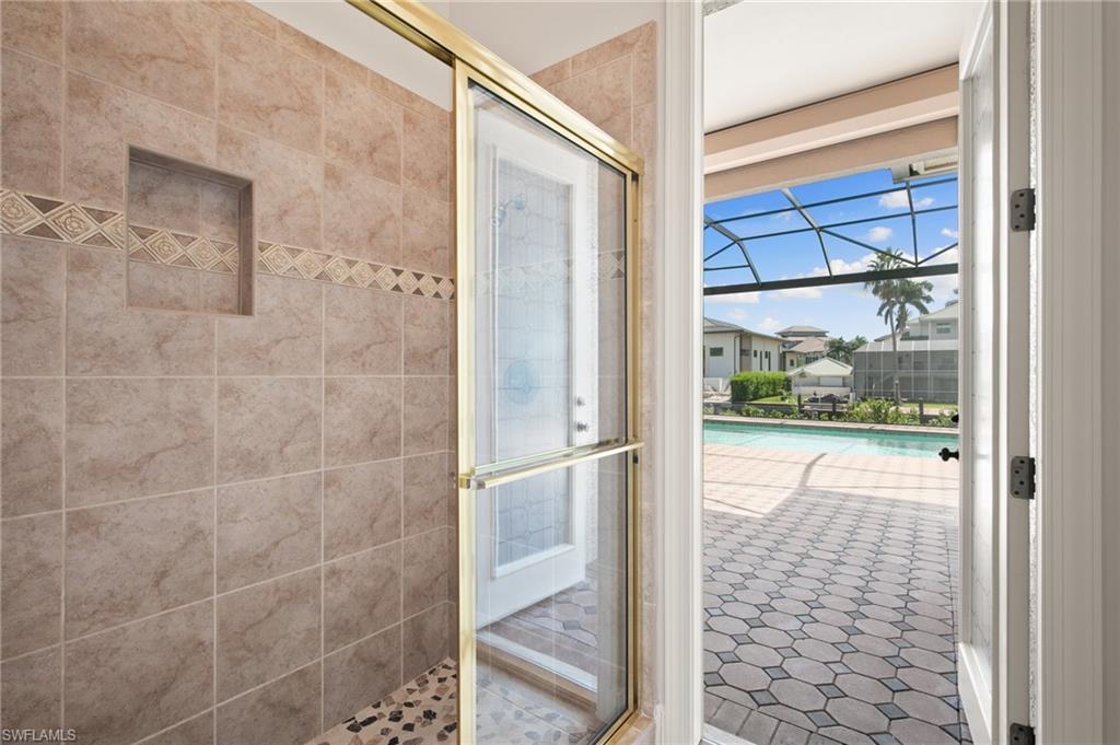 ESTATES - Residential