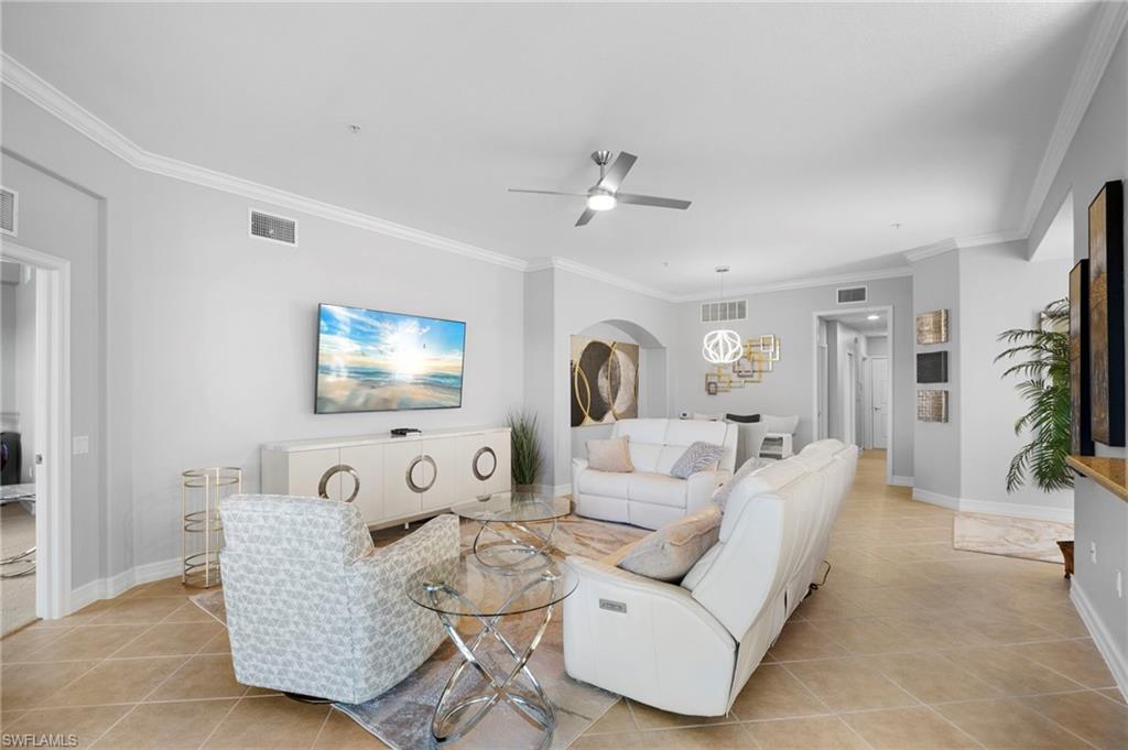 COACH HOMES AT HERITAGE BAY - Residential