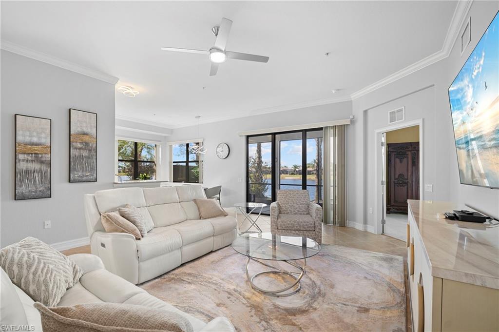 COACH HOMES AT HERITAGE BAY - Residential