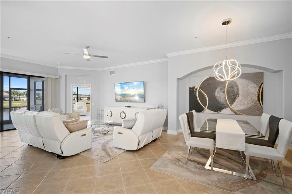 COACH HOMES AT HERITAGE BAY - Residential