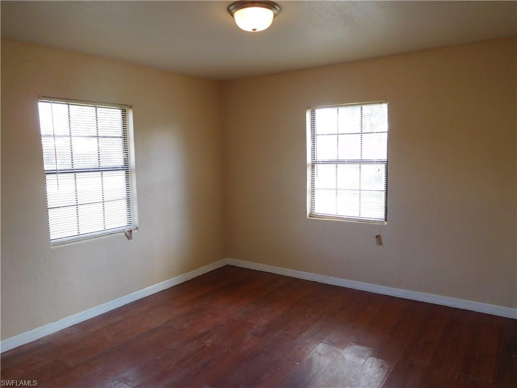 TAMIAMI ESTATES - Residential