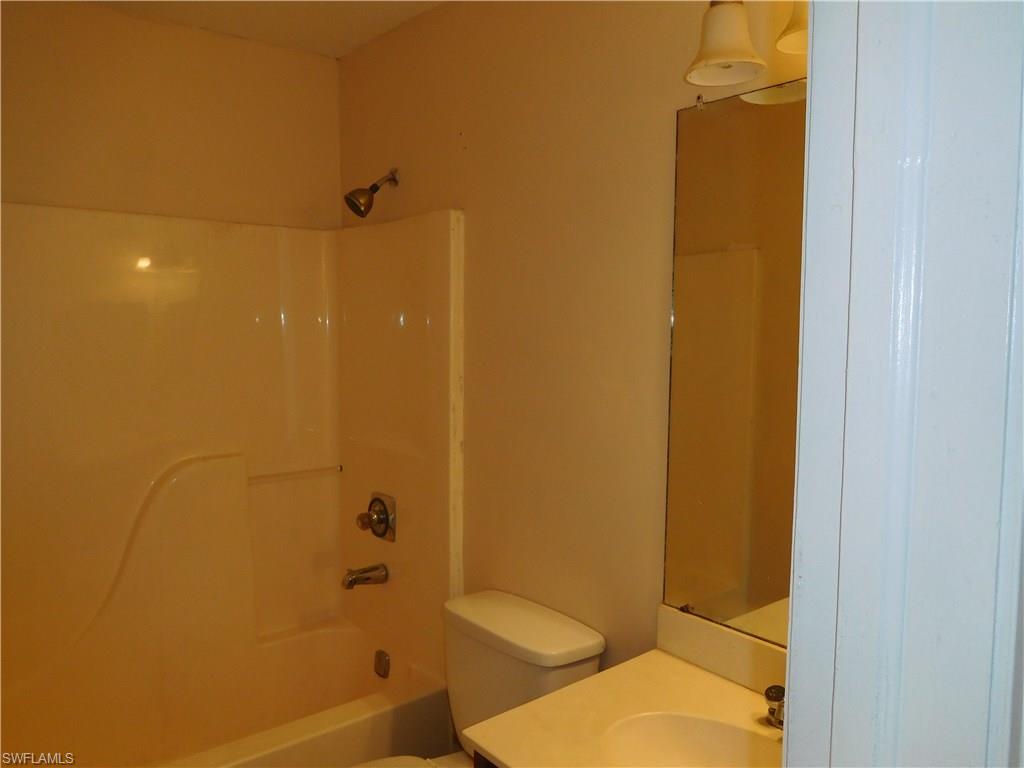 TAMIAMI ESTATES - Residential