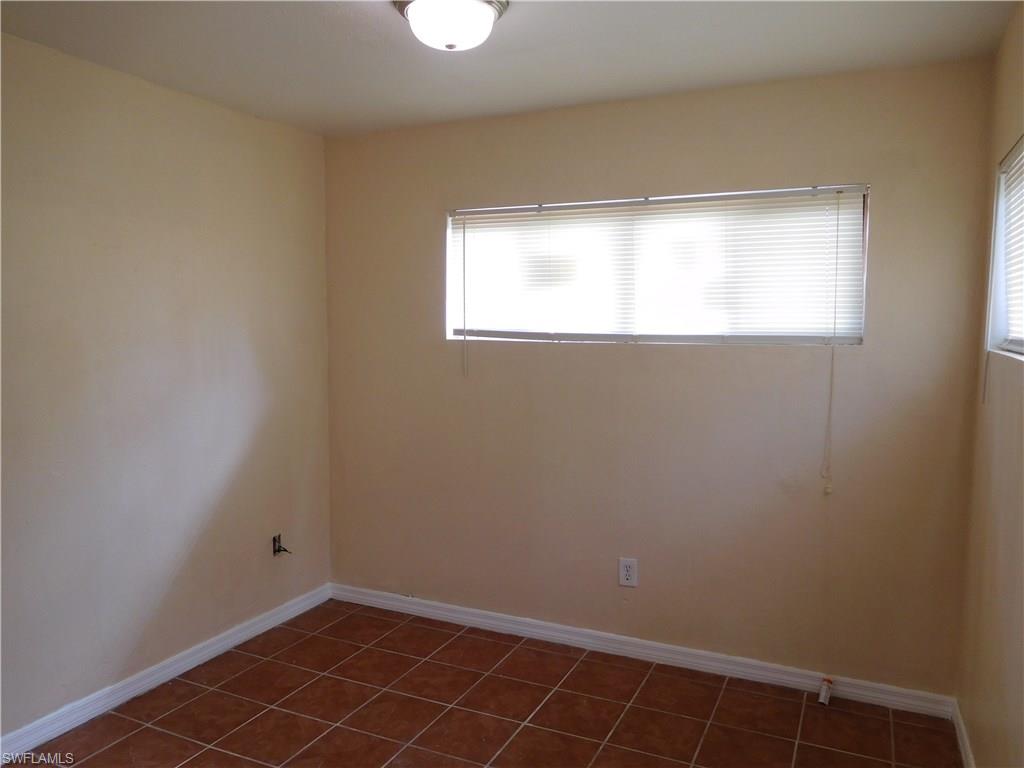 TAMIAMI ESTATES - Residential