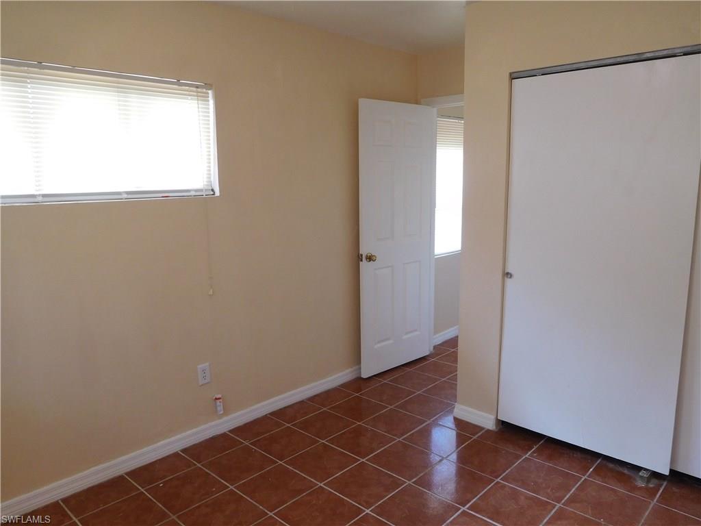 TAMIAMI ESTATES - Residential