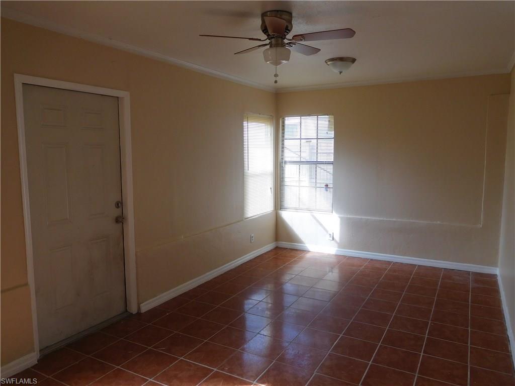 TAMIAMI ESTATES - Residential