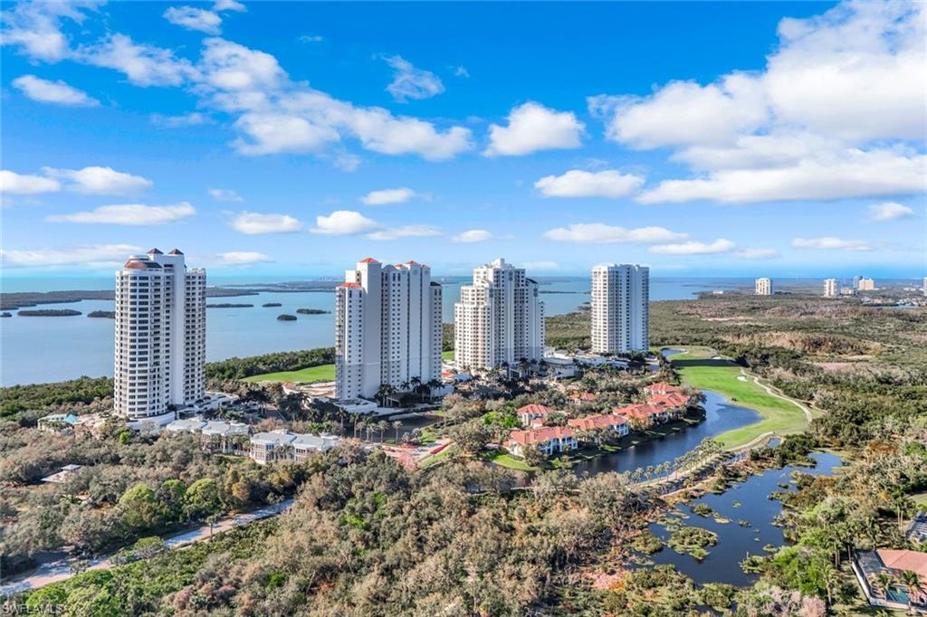 ESPERIA SOUTH - Residential