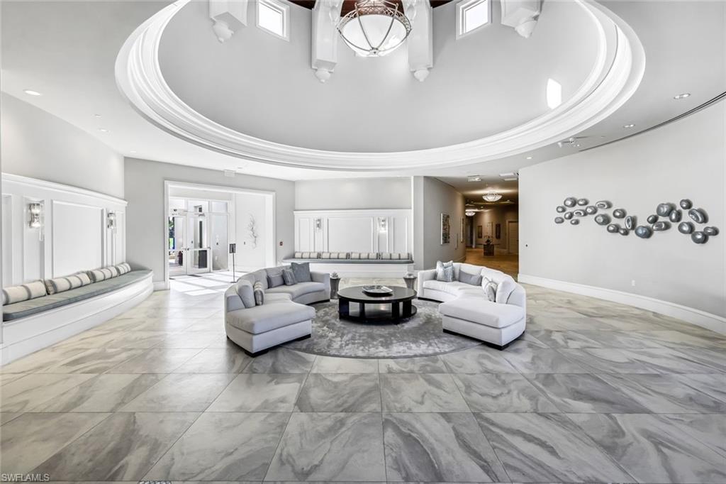 ESPERIA SOUTH - Residential