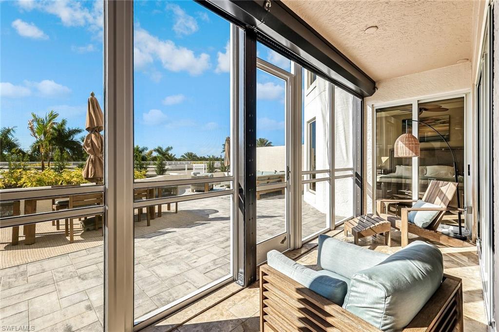 ESPERIA SOUTH - Residential