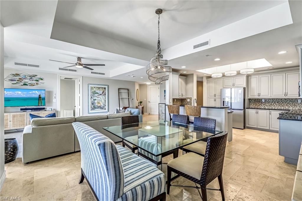 ESPERIA SOUTH - Residential