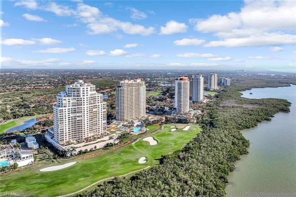 ESPERIA SOUTH - Residential