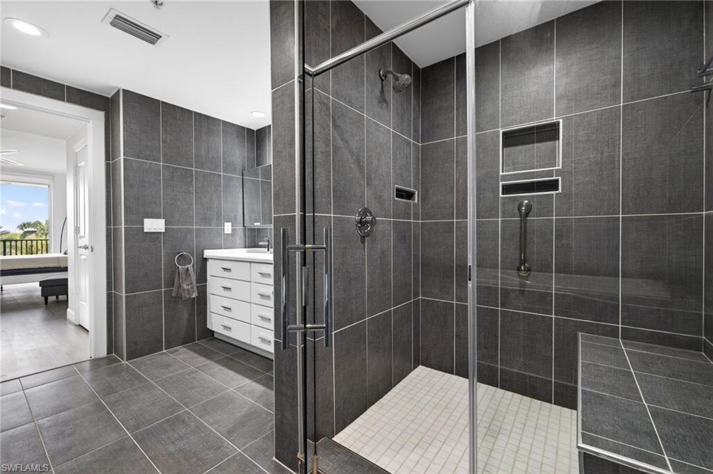 NORTH STAR YACHT CLUB - Residential