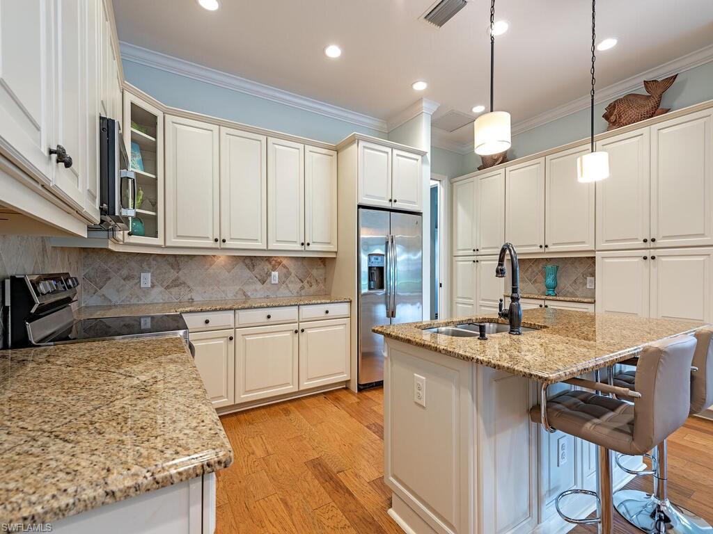 9008 Isla Bella CIR